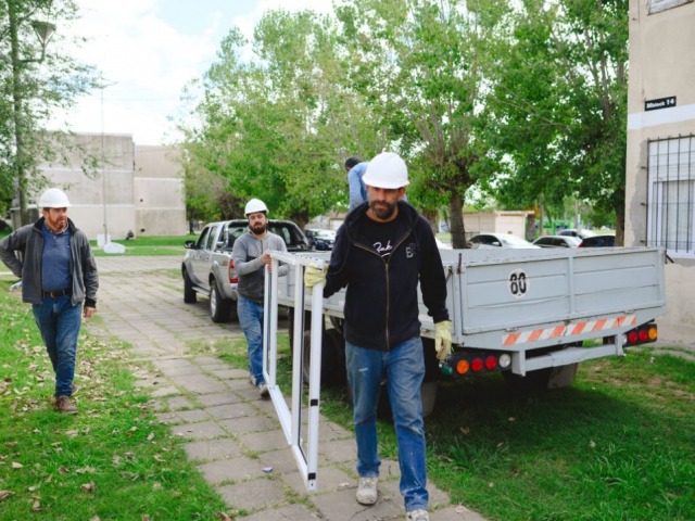 Comenzaron las obras en la Escuela Primaria 76